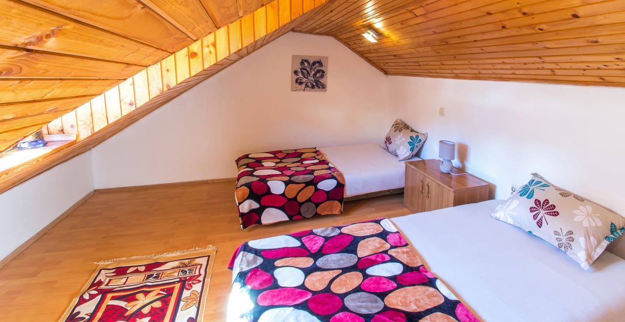 Apartment Tiger Lily Mostar Exteriör bild