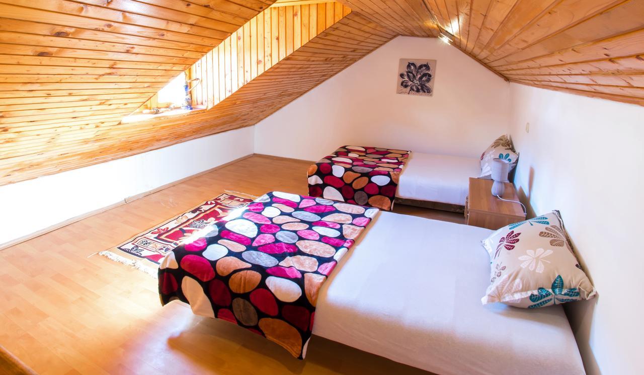 Apartment Tiger Lily Mostar Exteriör bild